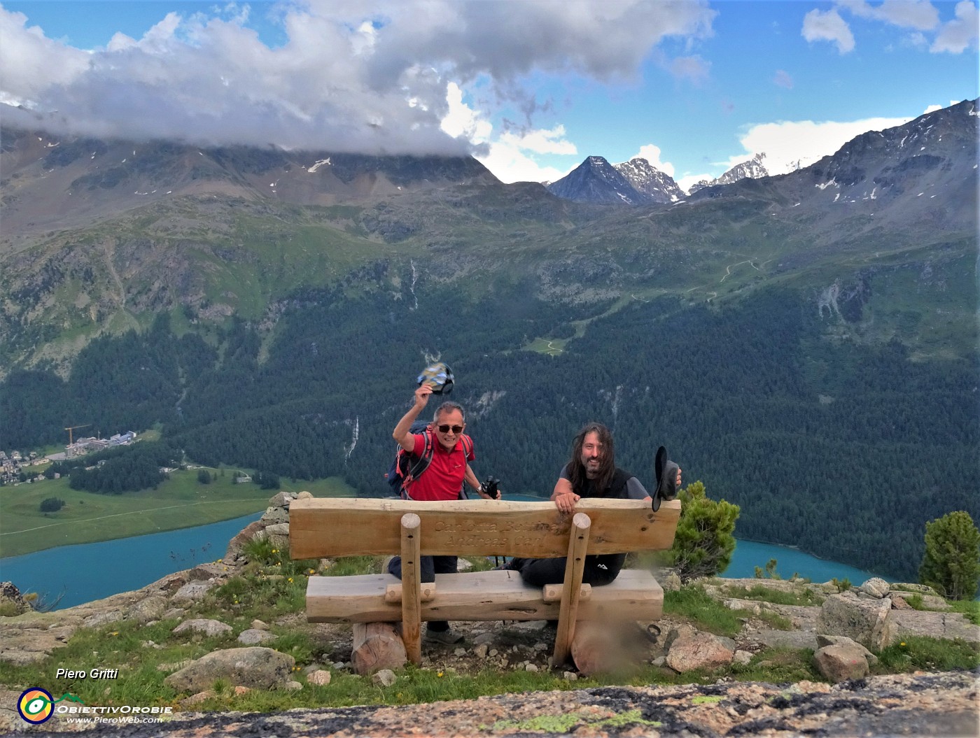 63 Panchina panoramicissima sul laghi.JPG -                                